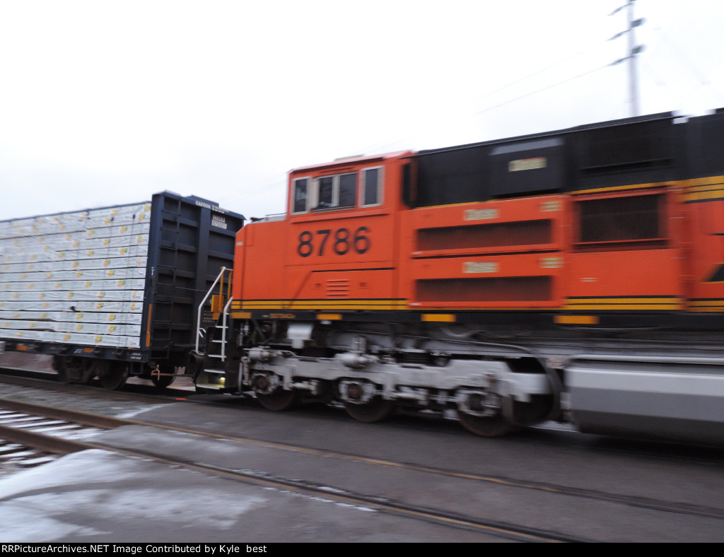 BNSF 8786 